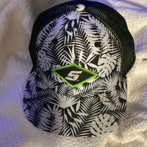 Black and White Leaf Pattern “Snap On” Hat